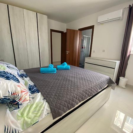 Sunshine Apartments Mellieha - modern three bedroom apartment - Apt No 1 Buitenkant foto